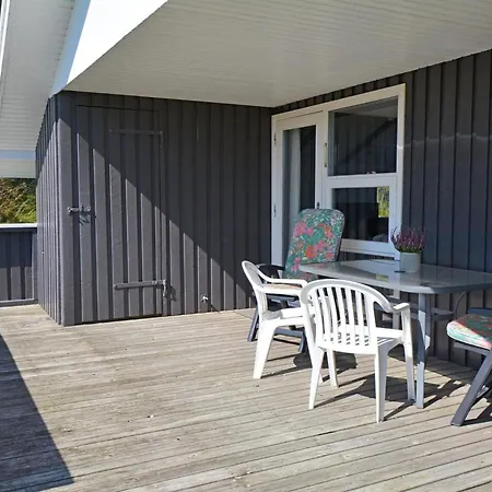 Igilfar - 700m From The Sea By Interhome